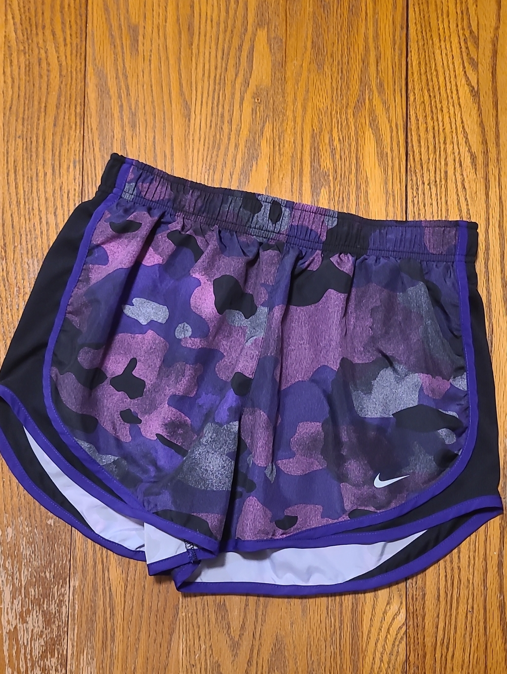 Nike Women’s Purple Camo Athletic Shorts - Medium